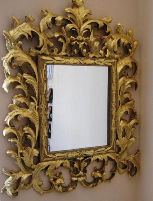Зеркало в стиле барокко