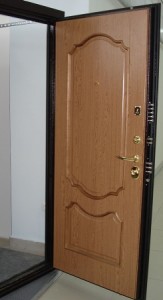 Двери входные металлические с повышенной шумоизоляцией