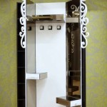 Удобный небольшой шкаф дизайна арт-деко для прихожей