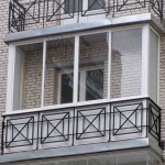 Балкон с остеклением