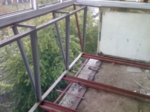 Особенности услуги вынос балкона