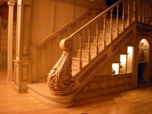 Вариант оформления деревянной лестницы