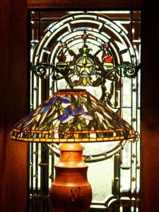 Витражный светильник для дома Тиффани