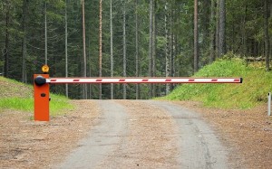 автоматический шлагбаум для закрытой территории